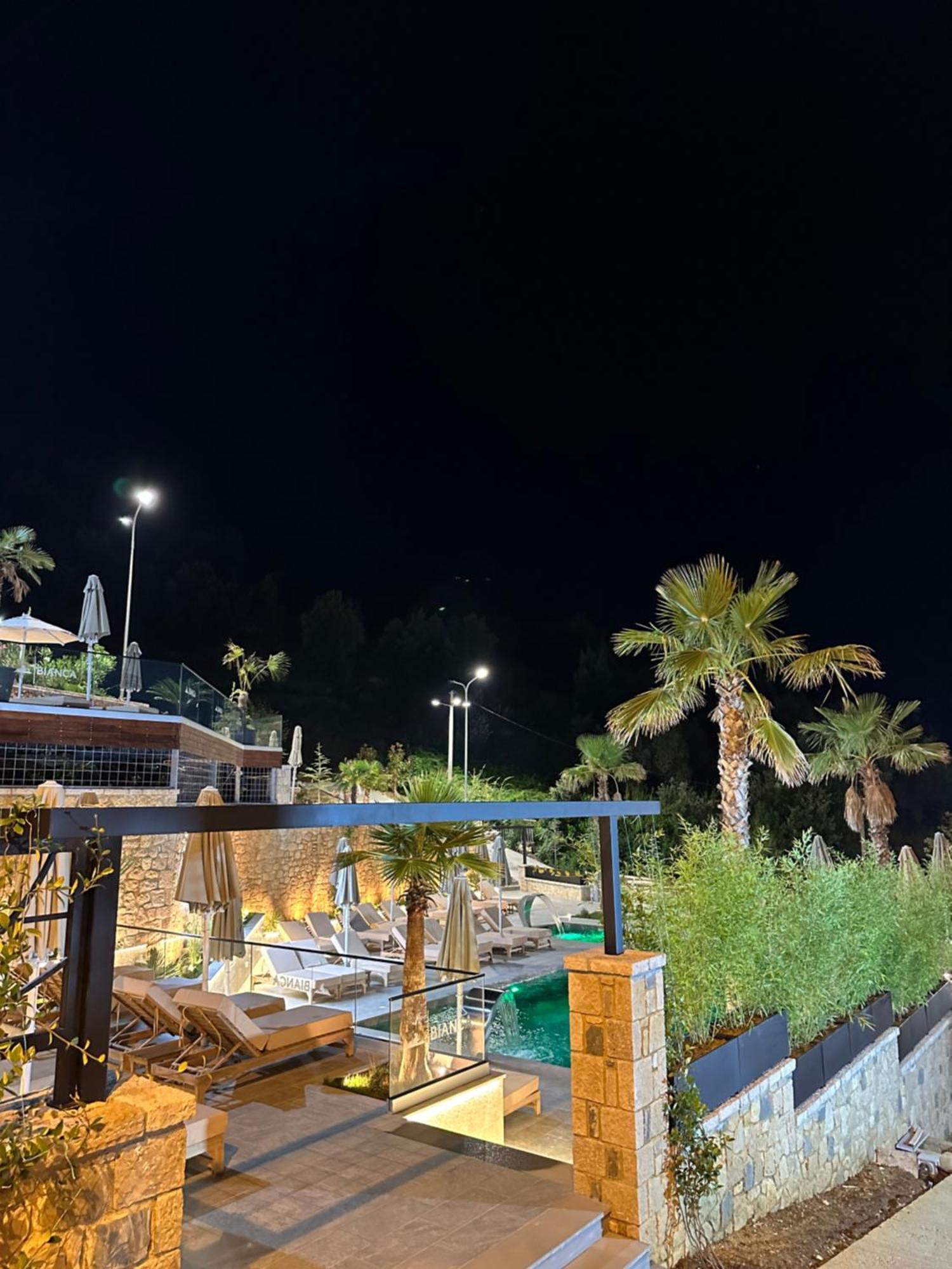 Bianca Hotel&Villa Priska e Madhe Esterno foto