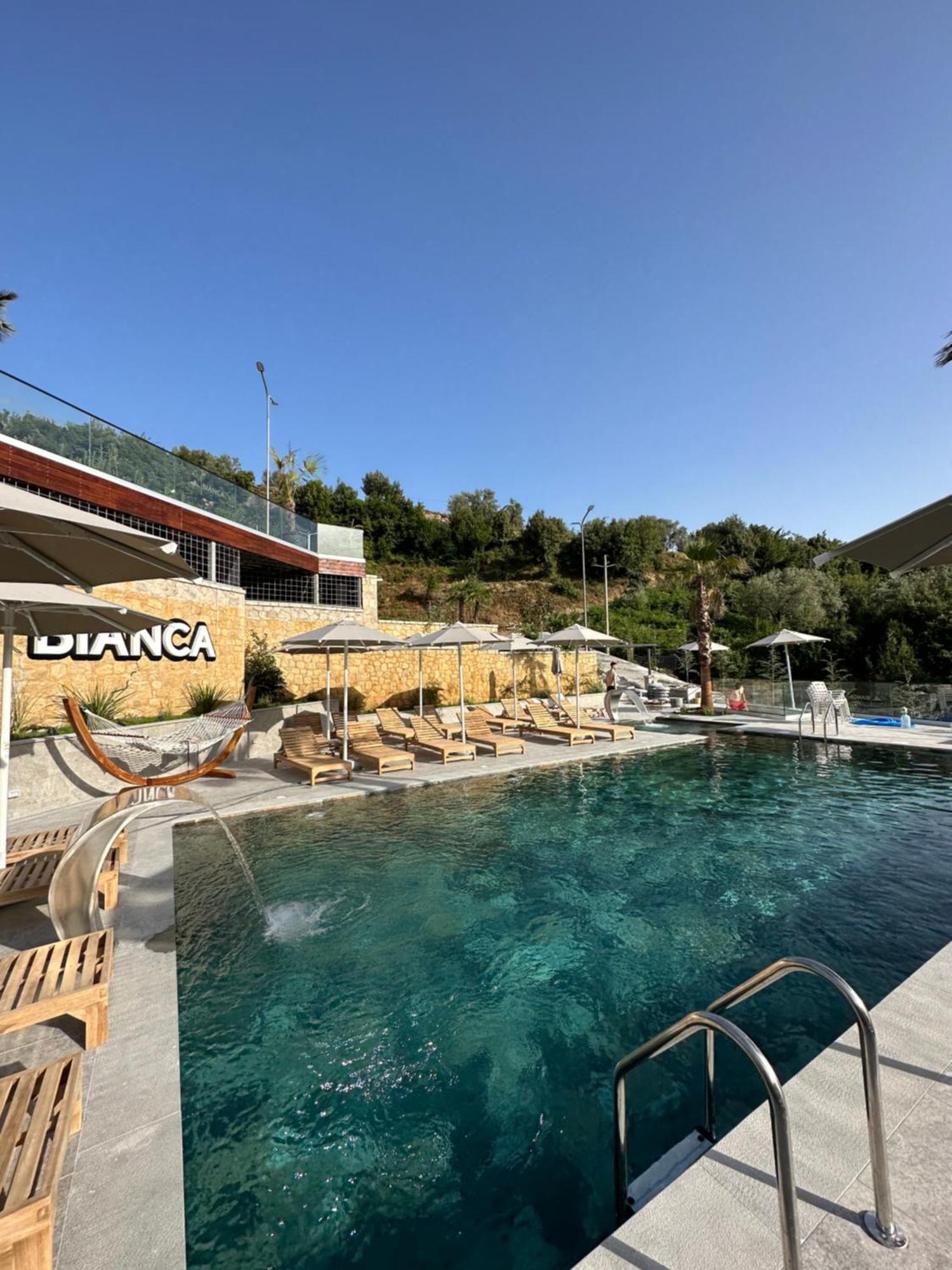 Bianca Hotel&Villa Priska e Madhe Esterno foto
